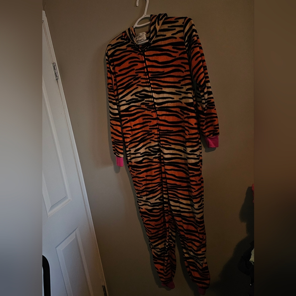 3/20.00. Tiger Onesie